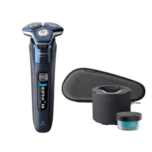 Philips - Wet & Dry - USB-A Charging with Cleaning Pod & Travel Case Shaver